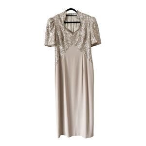 Macis Womens Sweetheart Neckline Beige Beaded Formal Maxi Dress Size 16